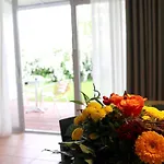 Seminarhotel In Der Manfred-sauer-stiftung Otel Lobbach