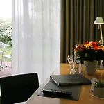 Seminarhotel In Der Manfred-sauer-stiftung Lobbach