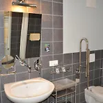 Seminarhotel In Der Manfred-sauer-stiftung Lobbach