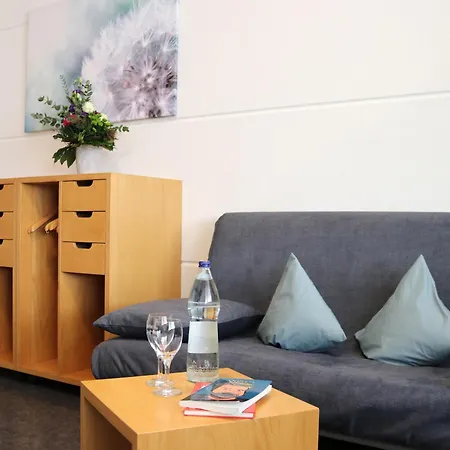 호텔 Seminarhotel In Der Manfred-sauer-stiftung 3*