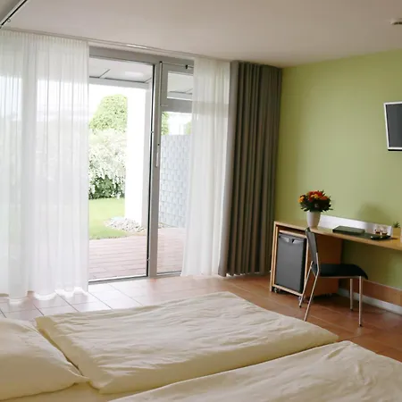 Hotel Seminarhotel In Der Manfred-sauer-stiftung Lobbach