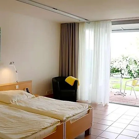 Seminarhotel In Der Manfred-sauer-stiftung 3* Lobbach