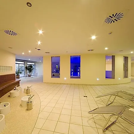Seminarhotel In Der Manfred-sauer-stiftung Hotel Lobbach