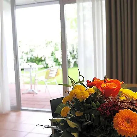 Seminarhotel In Der Manfred-sauer-stiftung 3*