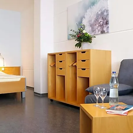 Seminarhotel In Der Manfred-sauer-stiftung Hotel Lobbach