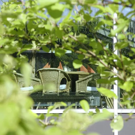 酒店 曼弗雷德 - 绍尔基金会研讨会酒店 Lobbach