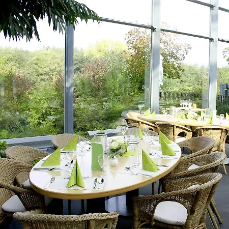 曼弗雷德 - 绍尔基金会研讨会酒店 酒店 Lobbach