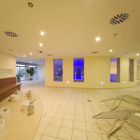 호텔 Seminarhotel In Der Manfred-sauer-stiftung 3*