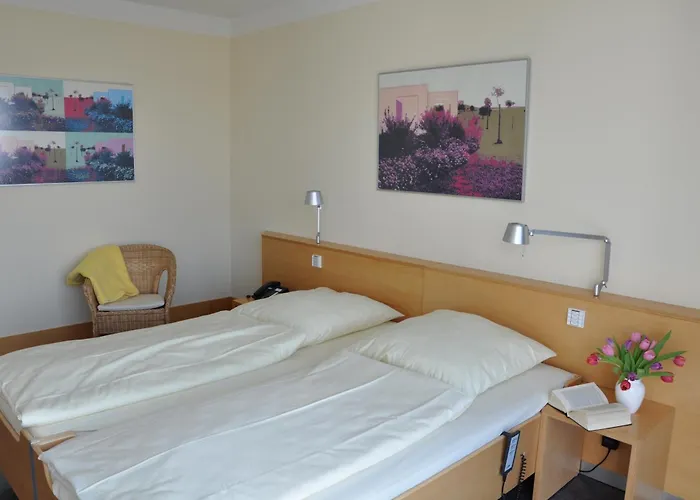 Ξενοδοχείο Seminarhotel In Der Manfred-sauer-stiftung Lobbach