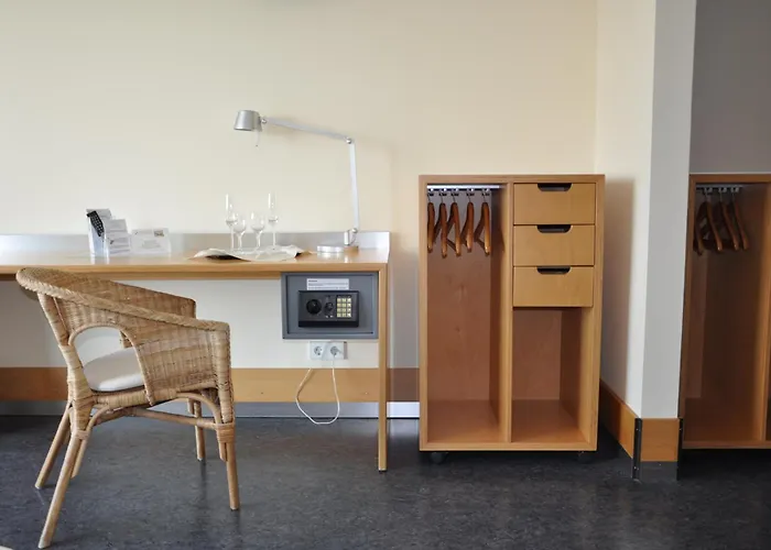 Seminarhotel In Der Manfred-sauer-stiftung 3* Lobbach