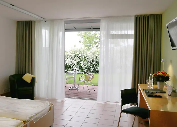 Seminarhotel In Der Manfred-sauer-stiftung Hotel